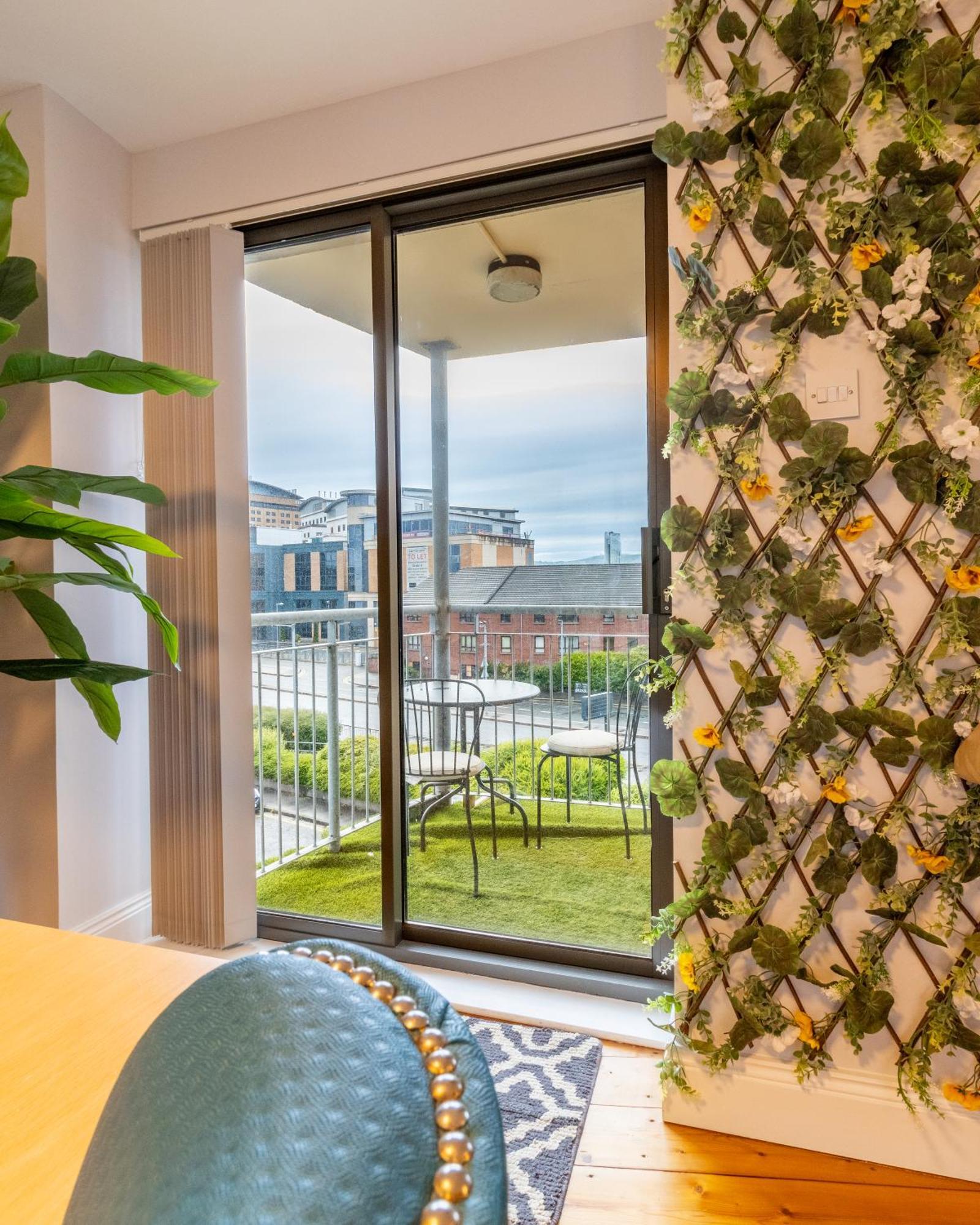 Belfast Quarters- Riverside 외부 사진